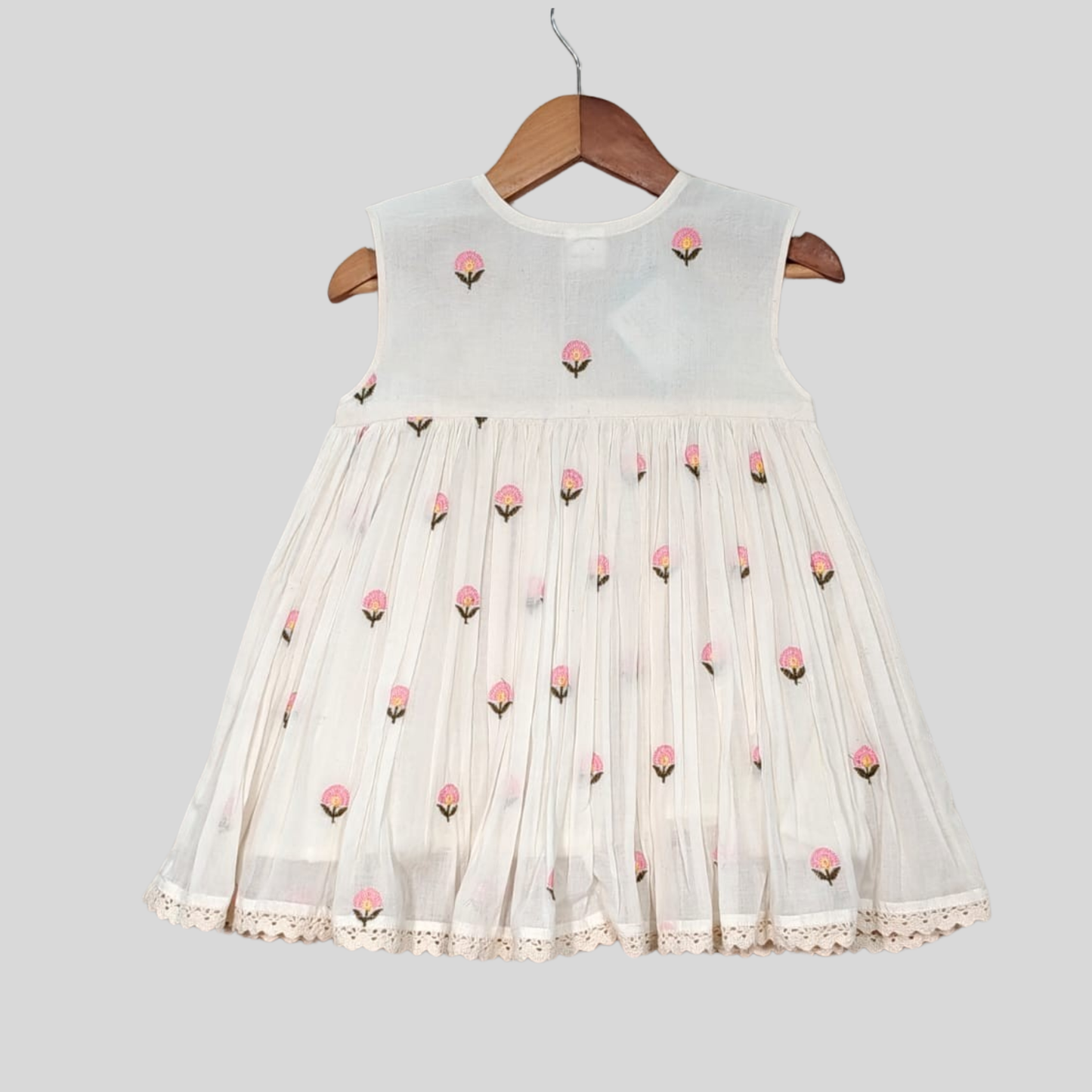 Off-White Sleeveless Embroidered Dress with Lace-Trimmed V-Neck & Flared Hem. - My Store